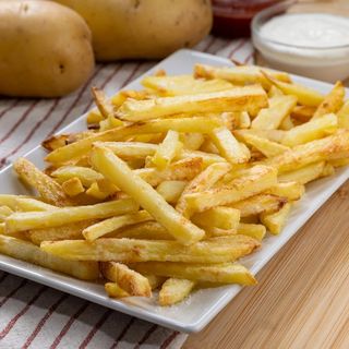 Patatine fritte grandi