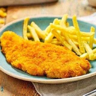 Piatto con cotoletta di pollo