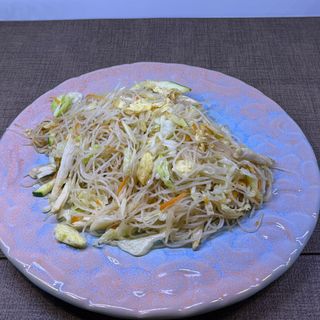116. Spaghetti di riso con pollo