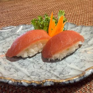 222. Nigiri tonno 2 pezzi