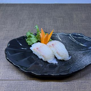 223. Nigiri branzino 2 pezzi