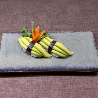 224. Nigiri avocado 2 pezzi