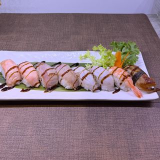 229. Nigiri box scottato 8 pezzi