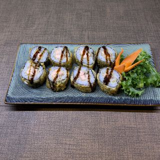 236. Hosomaki fritto con salmone 8 pezzi