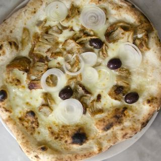 Pizza bianca kebab