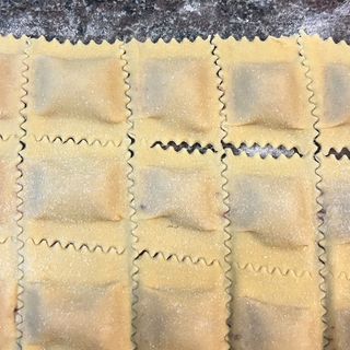 Agnolotto ripieno di Carne ARTIGIANALE FATTO A MANO al Sugo di Brasato