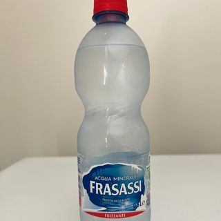 Acqua frizzante