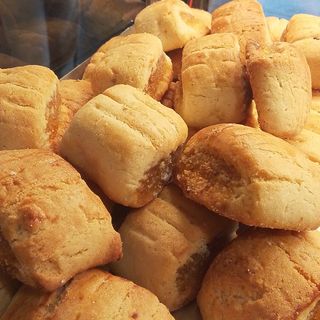 Biscotti con marmellata
