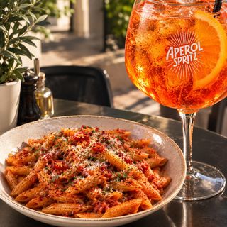 Mezze penne arrabbiata& Aperitivi A Scelta