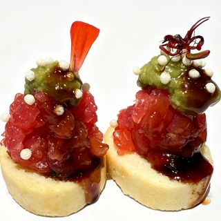 Cr5. Bruschette salmon rossi