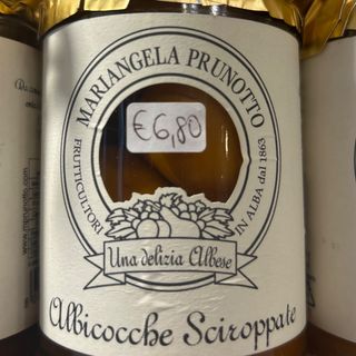 Albicocche sciroppate