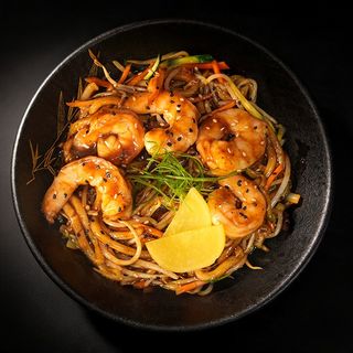Shrimp black pepper udon