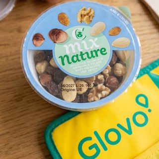 Mixed Nuts & Raisins 90g