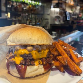 AMERICAN BURGER