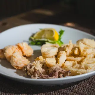 Frittura calamari e gamberi