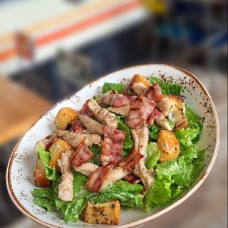 Chicken & Bacon Caesar