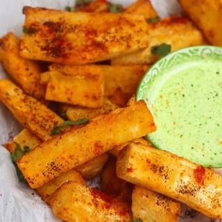 C. Steamed mogo sp. gr. Chips