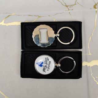 2-in-1 Keyholder and bottle opener