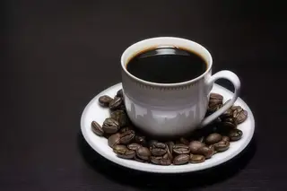 BLACK/WHITE COFFEE