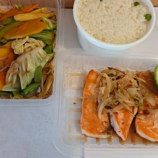 Salmon with Vegetable