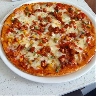 Chicken Peri Peri Pizza