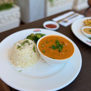 Swahili Coconut Curry with Rice (C)