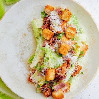 Caesar salad with chicken