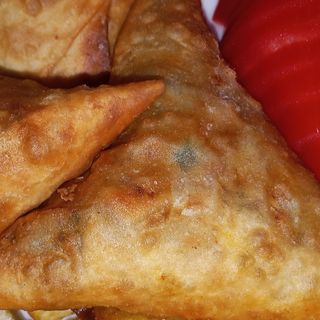 2 Samosas