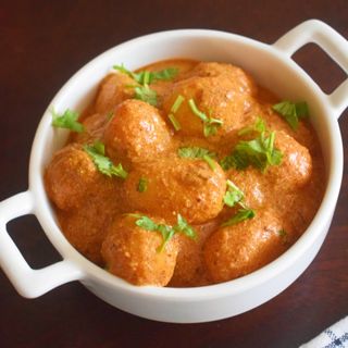 Dum Aloo Kashmiri