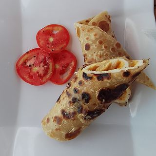 Rollex (Chapati with eggs)