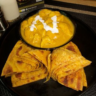 Coconut Chicken Curry 2 Chapatis