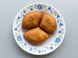 Mahamri plate (3 pieces)