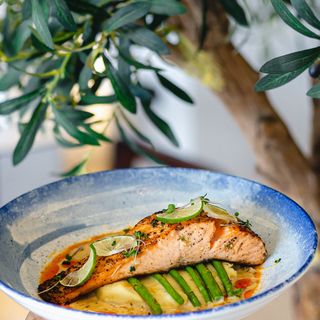 Grilled Salmon with Lemon Butter Sauce