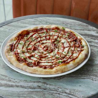 Butter Chicken Pizza