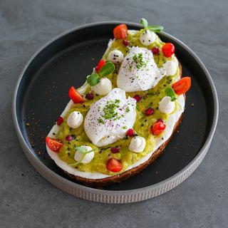 Avo Poach Toast