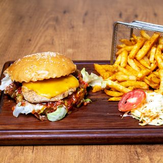 Classic Chicken /Beef/Veg Burger