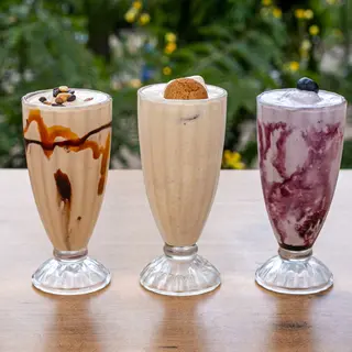 Mocha nut shake