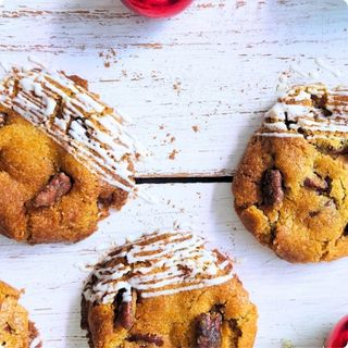 Cookie of the Month, December - Caramalized Pecan