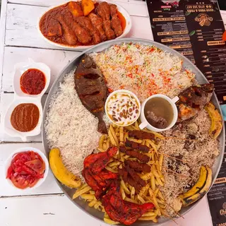 Mega sinia/Anguka Nayo-swahili family feast
