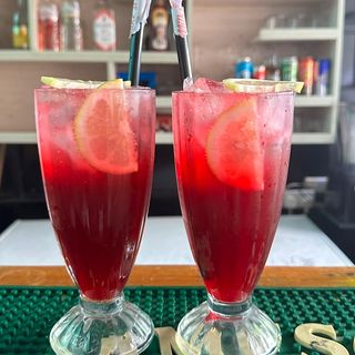 Hibiscus Lemonade