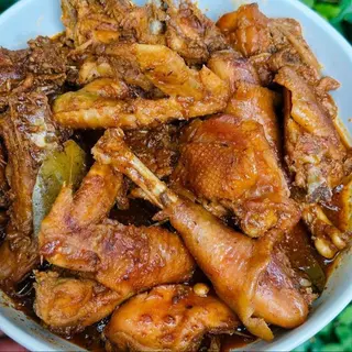 Full kienyeji chicken.
