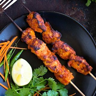 Tandoori Fish Tikka With Chips (6 Pieces)