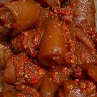Peppered pomo in naija stew