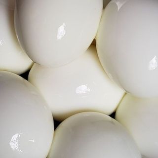 2 Boiled eggs