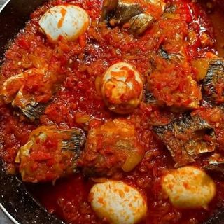 Titus fish stew mixed with 4 boiled eggs 