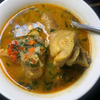 Goathead mixed with chicken peppe soup