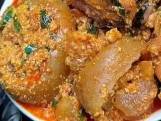 Cowleg mixed with egusi