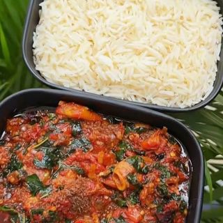 White rice served with assorted beef pomo and shaki