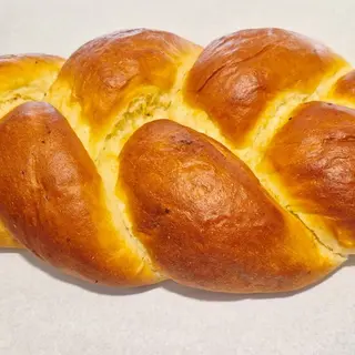Twisted Brioche Bread