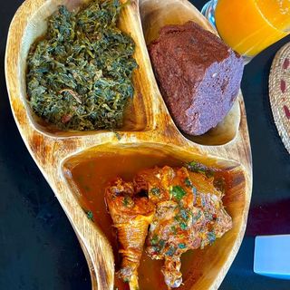 Wet Fried Chicken/ brown ugali